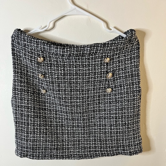 SHEIN Double Button Plaid Tweed Skirt - Picture 2 of 3